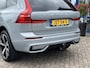 Volvo XC60 2.0 T8 Plug-in hybrid AWD Ultra Dark | Luchtvering, Trekhaak, 360° Camera, PANO, 21 inch velgen, Lift modus, zeer luxe!