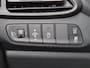 Hyundai i30 1.0 T-GDi MHEV Comfort Smart / Fabrieksgarantie tot 07-2029 / Dealer onderhouden / All season banden / Stuur- & Stoelverwarming / Adaptief cruise control / Achteruitrijcamera / Keyless Entry/Start / Climate control / Apple Carplay Android Auto /