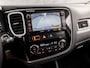 Mitsubishi Outlander Sport 2.0 PHEV Deluxe 203Pk Automaat (NAVIGATIE, CAMERA, CLIMATE, LEDER, SPORTSTOELEN, STOELVERWARMING, GETINT GLAS, TREKHAAK, CRUISE, KEYLESS, NIEUWSTAAT)