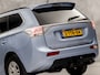 Mitsubishi Outlander Sport 2.0 PHEV Deluxe 203Pk Automaat (NAVIGATIE, CAMERA, CLIMATE, LEDER, SPORTSTOELEN, STOELVERWARMING, GETINT GLAS, TREKHAAK, CRUISE, KEYLESS, NIEUWSTAAT)