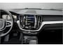 Volvo XC60 2.0 B5 Momentum Pro ACC HUD Pano Elek Trekhaak Ori NL 1e Eig