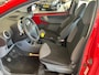 Peugeot 107 1.0-12V XR APK 8-27 BJ 2010 !!!!!