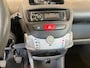 Peugeot 107 1.0-12V XR APK 8-27 BJ 2010 !!!!!