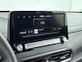 Hyundai Kona Electric EV Comfort Smart 39 kWh | Navigatie & Carplay | Camera | Dodehoek waarschuwing | Stoel verwarming | Warmte pomp |