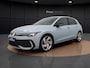 Volkswagen Golf 1.5 eHybrid GTE | 360 Camera | Head-up Display | Black Style | Side Assist | ACC | Stuur-/Stoelverwarming | 17'' |