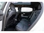 Polestar 2 Long Range Dual Motor 78 kWh | Plus Pack | Cruise Control | Panoramadak | Harman Kardon Audio | Parkeercamera | Stoel-/Stuurverwarming | Trekhaak | Warmtepomp |