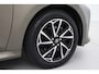 Toyota Yaris 1.5 Hybrid Dynamic | Apple Carplay / Android Auto | Dodehoek detectie | Parkeersensoren voor/achter | Stoelverwarming | Adaptive Cruise | Clima | Keyless | Camera | 16 inch