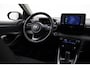 Toyota Yaris 1.5 Hybrid Dynamic | Apple Carplay / Android Auto | Dodehoek detectie | Parkeersensoren voor/achter | Stoelverwarming | Adaptive Cruise | Clima | Keyless | Camera | 16 inch