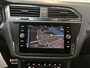Volkswagen Tiguan 1.5 TSI R-Line Business+ LED Camera Stoelverwarming Trekhaak Virtual Cockpit