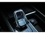 Volvo XC60 T6 Plug-in hybrid AWD Plus Dark | Trekhaak | 360 graden camera | Head-up display | Verwarmbare voorstoelen en stuurwiel | Premium audio by Harman Kardon |