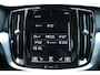 Volvo V60 T5 R-Design | Elektrisch uitklapbare trekhaak | Verwarmbare voorstoelen | DAB radio | Elektrische achterklep | Apple carplay/Android auto