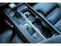 Volvo V60 T5 R-Design | Elektrisch uitklapbare trekhaak | Verwarmbare voorstoelen | DAB radio | Elektrische achterklep | Apple carplay/Android auto