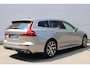 Volvo V60 T5 R-Design | Elektrisch uitklapbare trekhaak | Verwarmbare voorstoelen | DAB radio | Elektrische achterklep | Apple carplay/Android auto