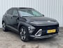 Hyundai Kona 1.6 GDI HEV Premium Sky | Schuif-kanteldak | Leder | 360 Graden Camera | Stoelverwarming en Stoelkoeling | Cruise Control Adaptief