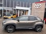Toyota Yaris Cross 1.5 Hybrid Adventure NAVI STOEL/STUURVERW PARK-SENSOREN BLIND-SPOT DRAADLOOS-LADEN ELEK-ACHTERKLEP APPLE/ANDROID BLUETOOTH CAMERA DAB+