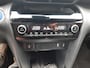 Toyota Yaris Cross 1.5 Hybrid Adventure NAVI STOEL/STUURVERW PARK-SENSOREN BLIND-SPOT DRAADLOOS-LADEN ELEK-ACHTERKLEP APPLE/ANDROID BLUETOOTH CAMERA DAB+
