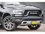 Dodge Ram 1500 5.7 V8 4x4 Crew Cab 5'7 REBEL TRX, LUCHTVERING, PANODAK, ELEKTR. STOEL, TREKHAAK, CAMERA, STOEL/STUUR VERWARMING, NAVI, CRUISE, CLIMA