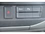 Volkswagen Transporter 2.0 TDI L2 3-ZITS, 150PK AUT. LED, 2X SCHUIFDEUR, TREKHAAK, STANDKACHEL, STOELVERWARMING, CAMERA, ADAPT. CRUISE, AIRCO, DUBBELE SCHUIFDEUR, 2 SCHUIFDEUREN, SCHUIFDEUR LINKS