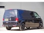 Volkswagen Transporter 2.0 TDI L2 3-ZITS, 150PK AUT. LED, 2X SCHUIFDEUR, TREKHAAK, STANDKACHEL, STOELVERWARMING, CAMERA, ADAPT. CRUISE, AIRCO, DUBBELE SCHUIFDEUR, 2 SCHUIFDEUREN, SCHUIFDEUR LINKS