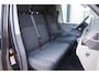 Volkswagen Transporter 2.0 TDI L2 3-ZITS, 150PK AUT. LED, 2X SCHUIFDEUR, TREKHAAK, STANDKACHEL, STOELVERWARMING, CAMERA, ADAPT. CRUISE, AIRCO, DUBBELE SCHUIFDEUR, 2 SCHUIFDEUREN, SCHUIFDEUR LINKS