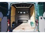 Volkswagen Crafter 35 2.0 TDI L3H2(L2H1) DC-5P, 140PK AUT. LED, TREKHAAK, STOELVERWARMING, STANDKACHEL, CAMERA, PARKEERSENSOREN, AIRCO, CARPLAY, DUBBELE CABINE, DUBBEL CABINE