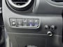 Hyundai Kona Electric EV Premium 64 kWh | Camera | Warmtepomp | Navi & Carplay/Android | Clima | Stoelverkoeling & Stoel stuur verwarming |