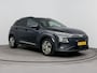 Hyundai Kona Electric EV Premium 64 kWh | Camera | Warmtepomp | Navi & Carplay/Android | Clima | Stoelverkoeling & Stoel stuur verwarming |