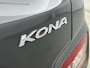 Hyundai Kona Electric EV Premium 64 kWh | Camera | Warmtepomp | Navi & Carplay/Android | Clima | Stoelverkoeling & Stoel stuur verwarming |
