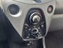 Toyota Aygo 1.0 VVT-i x-fun | Airco | Radio | Elektrische ramen voor | Bluetooth | LM Velgen Zwrart | Centrale vergrendeling met afstandsbediening