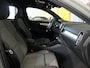 Volvo XC40 2.0 B3 Core - Camera - Dodehoek - 18"LMV - Stuur en stoelverw