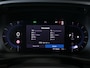 Volvo XC40 2.0 B3 Core - Camera - Dodehoek - 18"LMV - Stuur en stoelverw