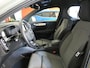Volvo XC40 2.0 B3 Core - Camera - Dodehoek - 18"LMV - Stuur en stoelverw