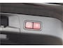 Mercedes-Benz GLB 180 AMG Premium, Panorama, Nightpakket, 7 persoons, Sfeerverlichting, 7p