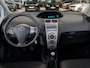Toyota Yaris 1.0 VVTi Acces Airco, Stuurbekrachtiging