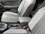 Volkswagen T-Roc 1.5 TSI DSG R-LINE EDITION , PANO , BLACK STYLE , KEYLESS , IQ-LIGHT , LED , STUUR EN STOEL VERWARMING , APPEL CARPLAY / ANDROID , ADAPTIVE CRUISE , SIDE ASSIST ,