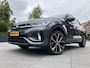 Volkswagen T-Roc 1.5 TSI DSG R-LINE EDITION , PANO , BLACK STYLE , KEYLESS , IQ-LIGHT , LED , STUUR EN STOEL VERWARMING , APPEL CARPLAY / ANDROID , ADAPTIVE CRUISE , SIDE ASSIST ,