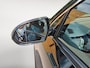 Kia Niro Hybrid 1.6 GDi First Edition achteruitrijcamera , navigatiesysteem full map , electronic climate controle , cruise , parkeersensor , lm velgen zwart .