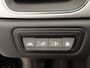Renault Captur E-Tech Plug-in Hybrid 160 Intens | EASY LINK navigatiesysteem met Apple CarPlay & Android Auto | Parkeersensoren v+a met achteruitrijcamera | Instrumentenpaneel met 10” TFT kleurenscherm | Elektronisch geregelde airconditioning |