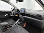 Toyota Yaris 1.5 Hybrid 115 Active | Dealer onderhouden | Apple CarPlay/Android Auto | Cruise Control Adaptive | Climate Control | Achteruitrijcamera | Lichtmetalen velgen |