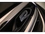Volkswagen T-Roc R-Line Business 1.5 TSI 150pk DSG Automaat Achteruitrijcamera, Navigatie, Adaptive cruise control, Stoelverwarming, Parkeer assistent, Airco, DAB, Parkeersensoren, LED verlichting