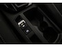 Volkswagen T-Roc R-Line Business 1.5 TSI 150pk DSG Automaat Achteruitrijcamera, Navigatie, Adaptive cruise control, Stoelverwarming, Parkeer assistent, Airco, DAB, Parkeersensoren, LED verlichting