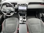 Hyundai Tucson 1.6 T-GDI PHEV N Line 4WD / Fabrieksgarantie tot 05-2027 / Afn. trekhaak 1.350 kg / Navigatie / Apple Carplay Android / Stuur- stoel- & achterbankverwarming / Stoelventilatie /