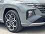 Hyundai Tucson 1.6 T-GDI PHEV N Line 4WD / Fabrieksgarantie tot 05-2027 / Afn. trekhaak 1.350 kg / Navigatie / Apple Carplay Android / Stuur- stoel- & achterbankverwarming / Stoelventilatie /