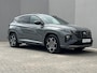 Hyundai Tucson 1.6 T-GDI PHEV N Line 4WD / Fabrieksgarantie tot 05-2027 / Afn. trekhaak 1.350 kg / Navigatie / Apple Carplay Android / Stuur- stoel- & achterbankverwarming / Stoelventilatie /
