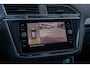Volkswagen Tiguan 1.4 TSI eHybrid Elegance | Trekhaak | Cruise adaptief | 360 Camera | Dodehoek detectie | Elektrisch bedienbare achterklep | Stoel+stuur verwarming | Aanhanger assistent | Cruise control adaptief met Stop&Go en stuurhulp | Dodehoek detectie