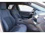 Toyota C-HR / C-HR+ 2.0 Plug-in Hybrid 220 Dynamic 1e Eigenaar | BTW | Fabrieks Garantie | Winterpakket | Camera | Navi | Carplay | ACC | Climate | Keyless | Bots | Full Led | PDC