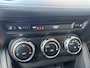 Mazda 2 1.5 Skyactiv-G Signature // LED // DODEHOEK // LEDER-ALCANTARA // CLIMA // STOEL+STUURVERWARMING // NAVI+CARPLAY //