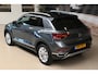 Volkswagen T-Roc 1.5 TSI 150pk Style | IQ. Light | ErgoActive | Trekhaak | Two-tone | 100% (Dealer) onderhouden label