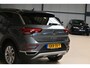 Volkswagen T-Roc 1.5 TSI 150pk Style | IQ. Light | ErgoActive | Trekhaak | Two-tone | 100% (Dealer) onderhouden label