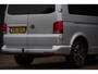 Volkswagen Transporter 2.0 TDI L2 BULLI, 150PK AUT. GLASSLOOK, LED, TREKHAAK, VIRTUAL, ADAPT. CRUISE, NAVI, AIRCO, PARKEERSENSOREN, CARPLAY, NL AUTO, NAP